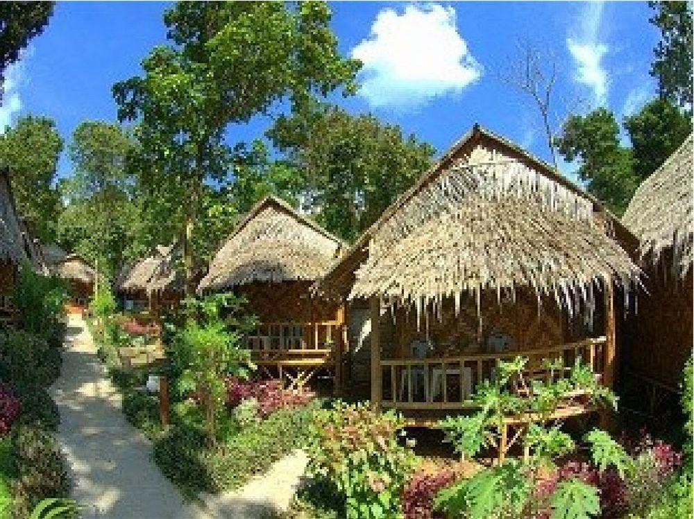 Phutawan Bamboo Bungalow Phi Phi Islands Esterno foto
